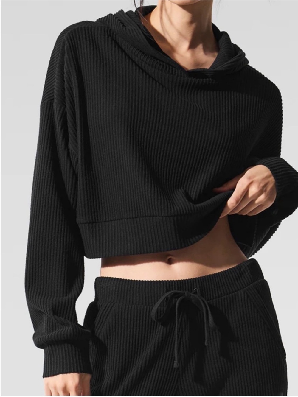 Alo Yoga Muse Hoodie Cropped Black Sz S 4-6 W3438R